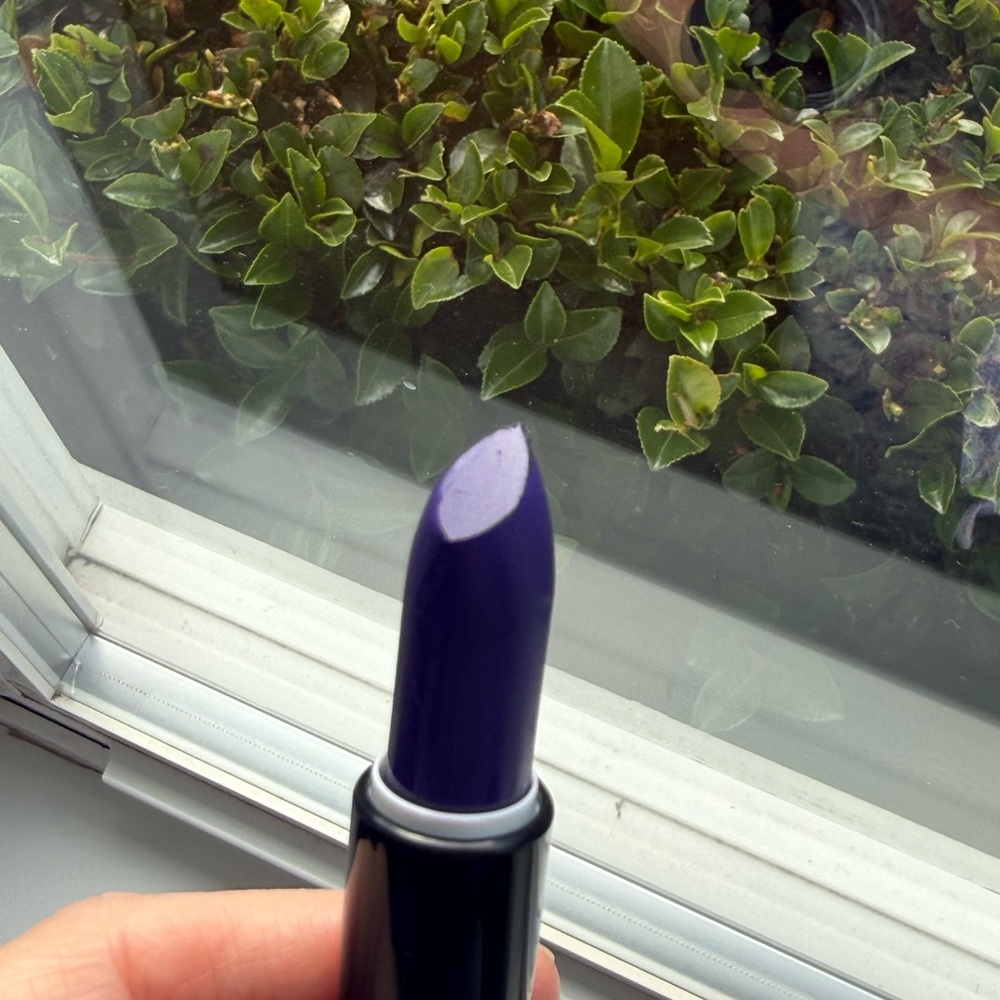 Hard‎ Candy Fierce Effects Lipstick "Thunder" 1053 – Bold Purple – New - Picture 5 of 6